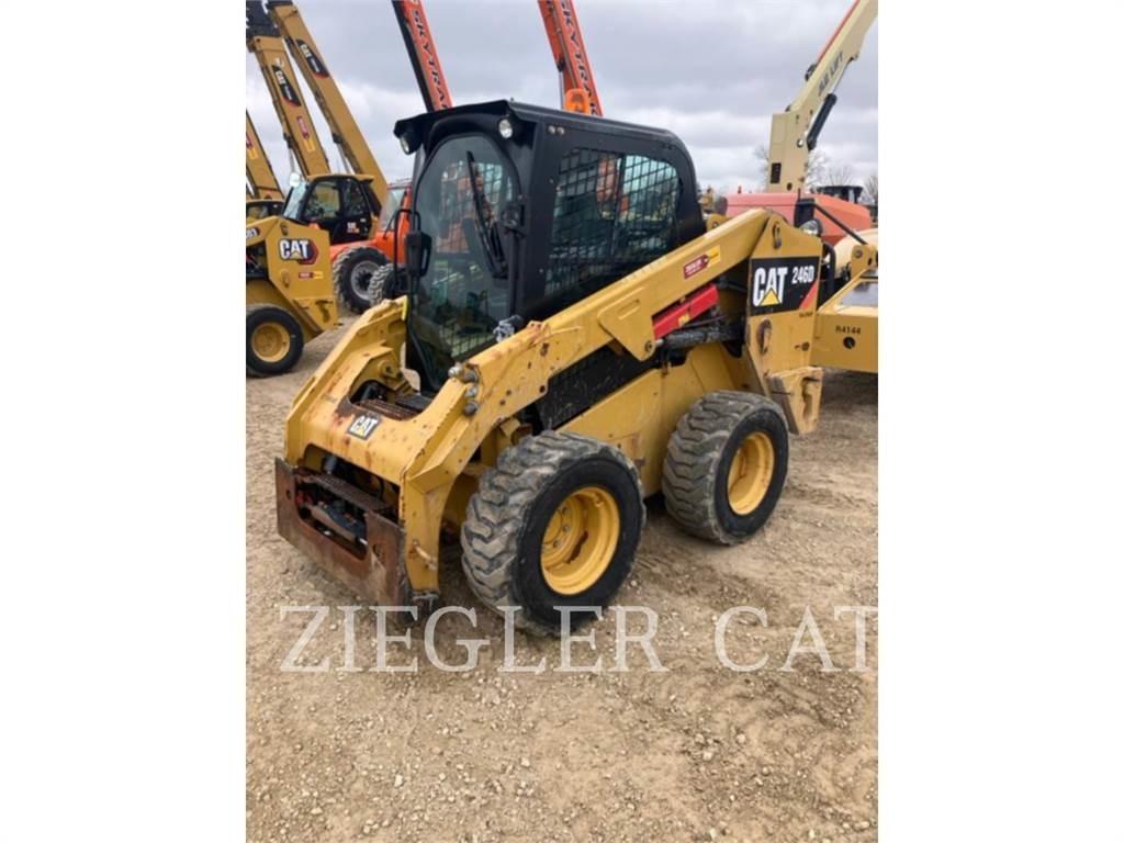CAT 246D لوادر انزلاقية التوجيه