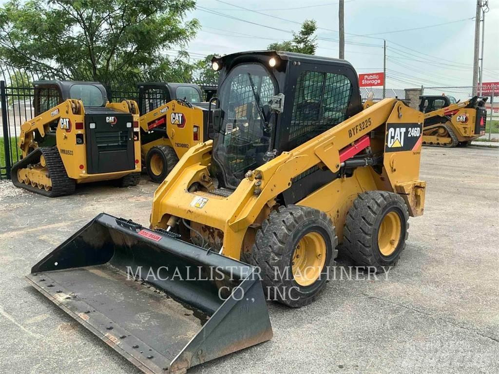 CAT 246D لوادر انزلاقية التوجيه