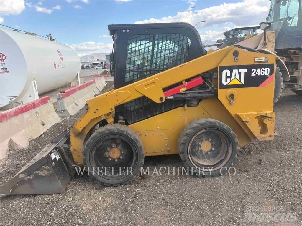 CAT 246D C3-H2 لوادر انزلاقية التوجيه