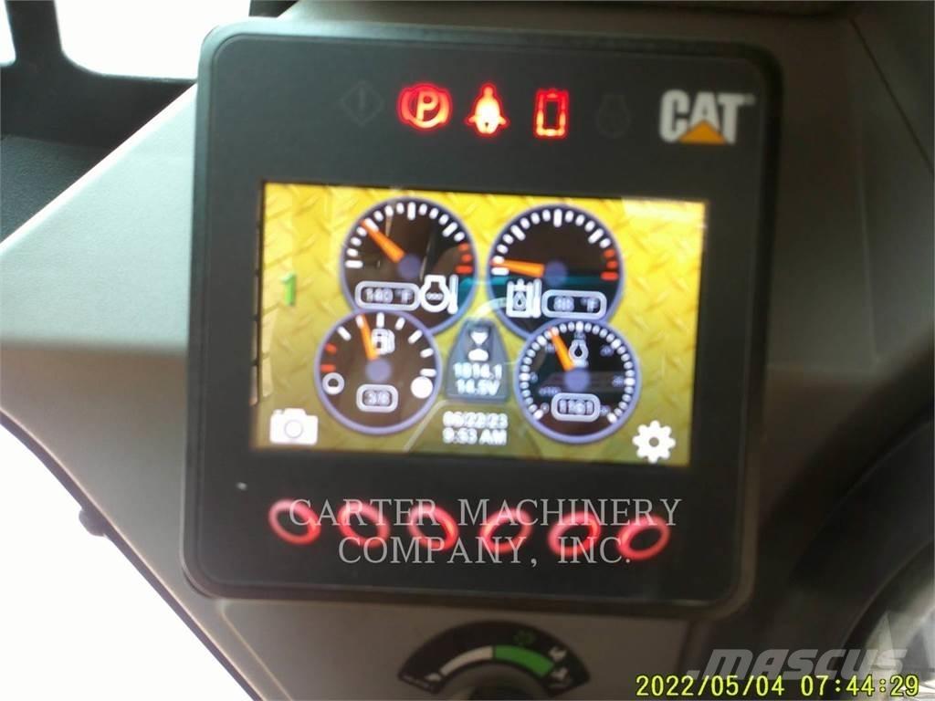 CAT 246D3 AC لوادر انزلاقية التوجيه