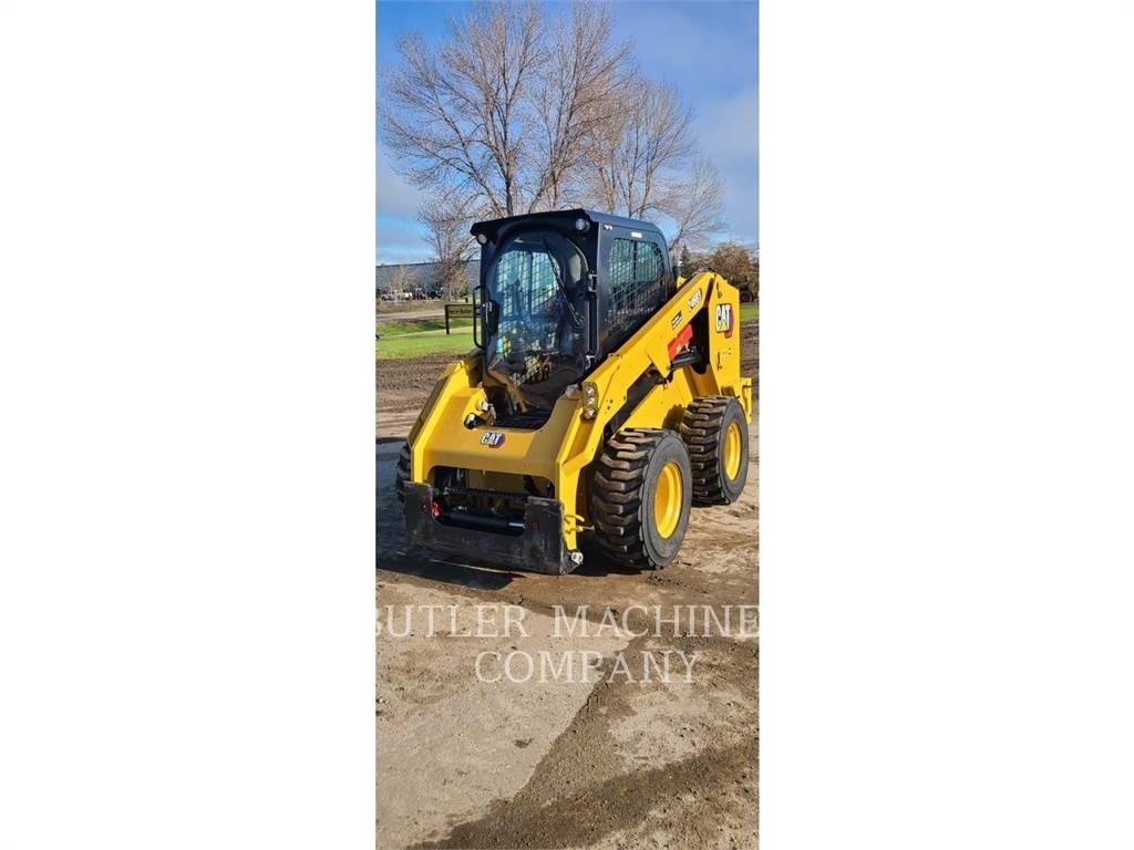 CAT 246D3 C3D3 لوادر انزلاقية التوجيه