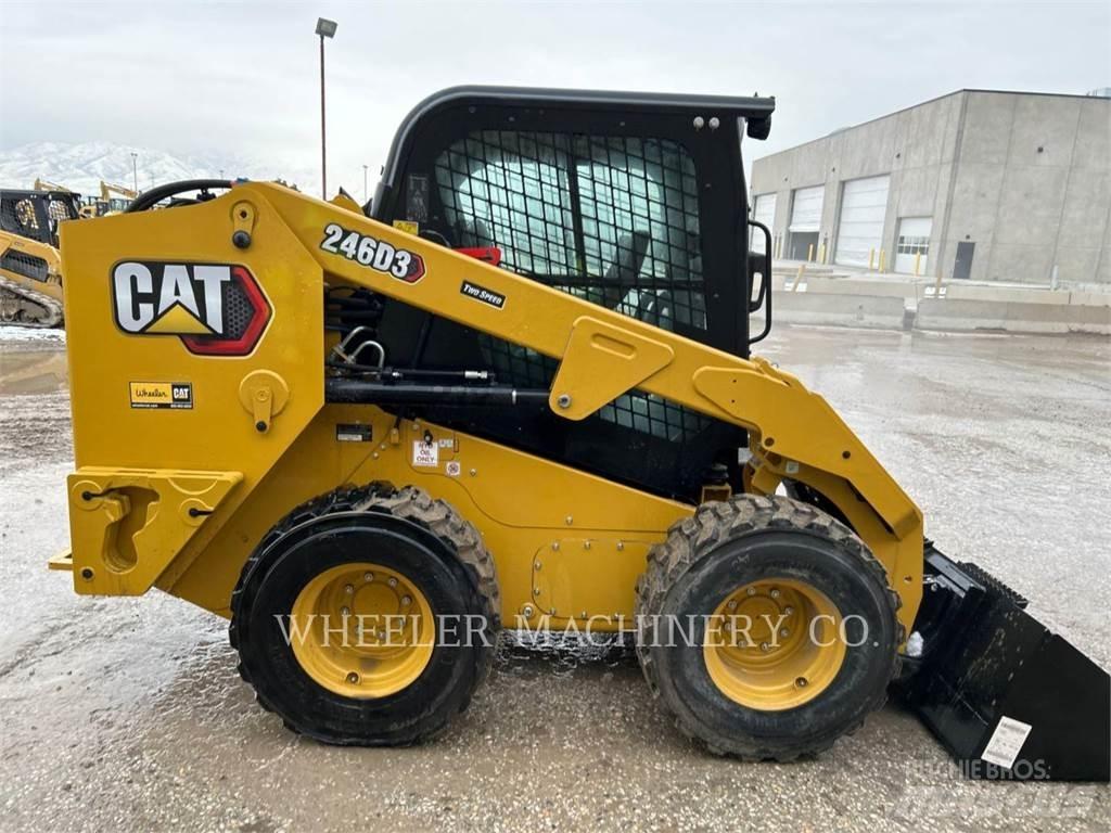 CAT 246D3 C3H2 لوادر انزلاقية التوجيه