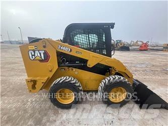 CAT 246D3 C3H2 لوادر انزلاقية التوجيه