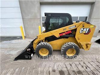 CAT 246D3 C3H2 لوادر انزلاقية التوجيه