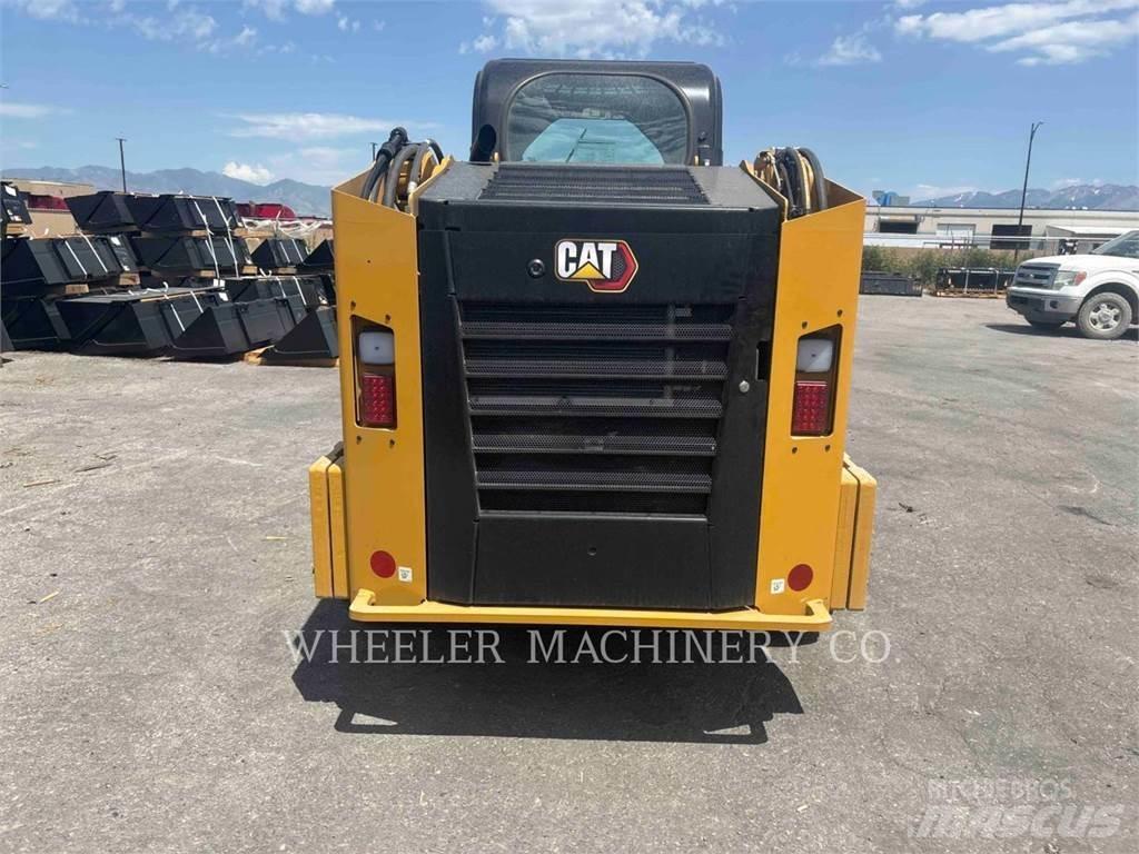 CAT 246D3 C3H2 لوادر انزلاقية التوجيه