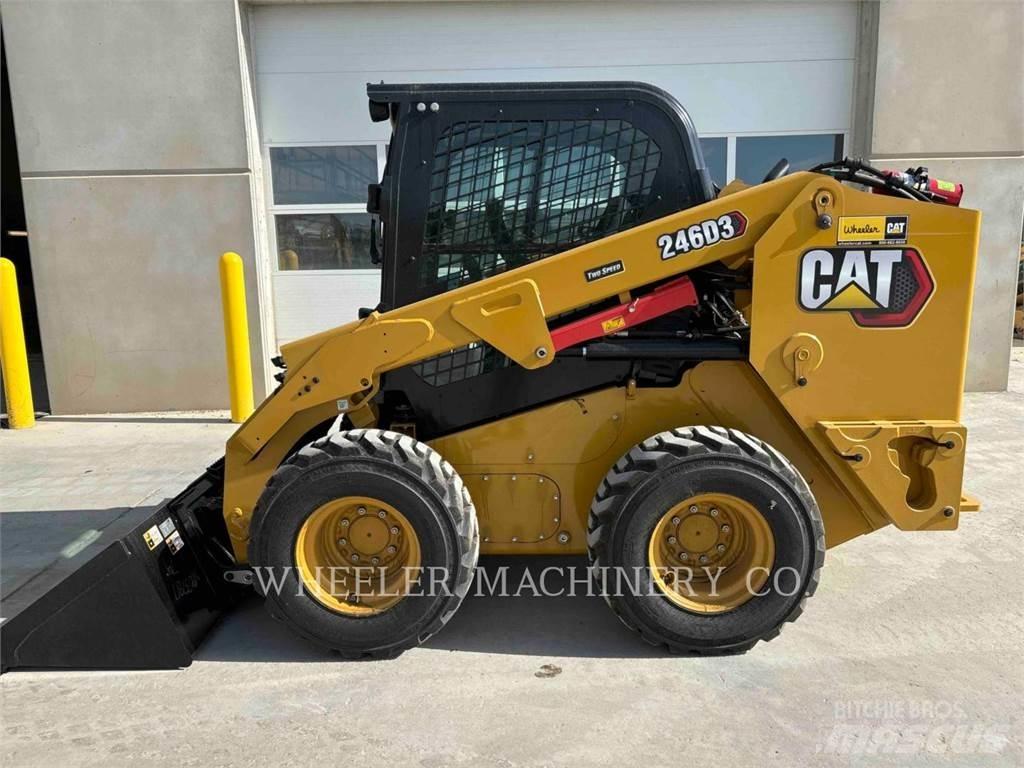 CAT 246D3 C3H2 لوادر انزلاقية التوجيه