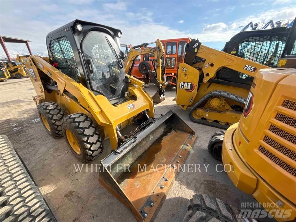 CAT 246D3 C3HF لوادر انزلاقية التوجيه