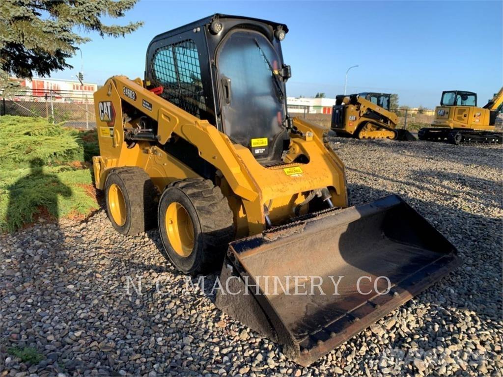 CAT 246D3 H3CB لوادر انزلاقية التوجيه