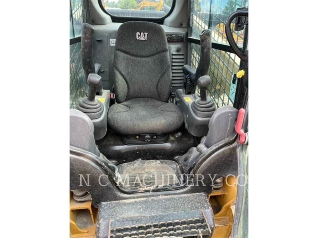 CAT 249D H2CB لوادر انزلاقية التوجيه