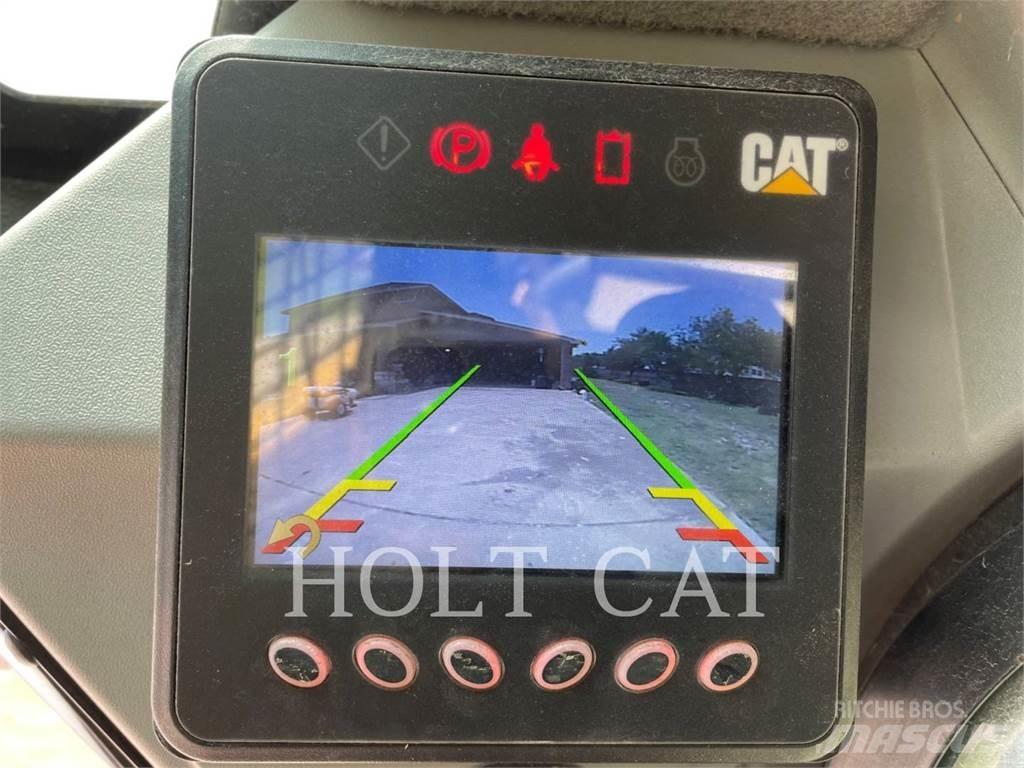 CAT 249D3 لوادر زحافة