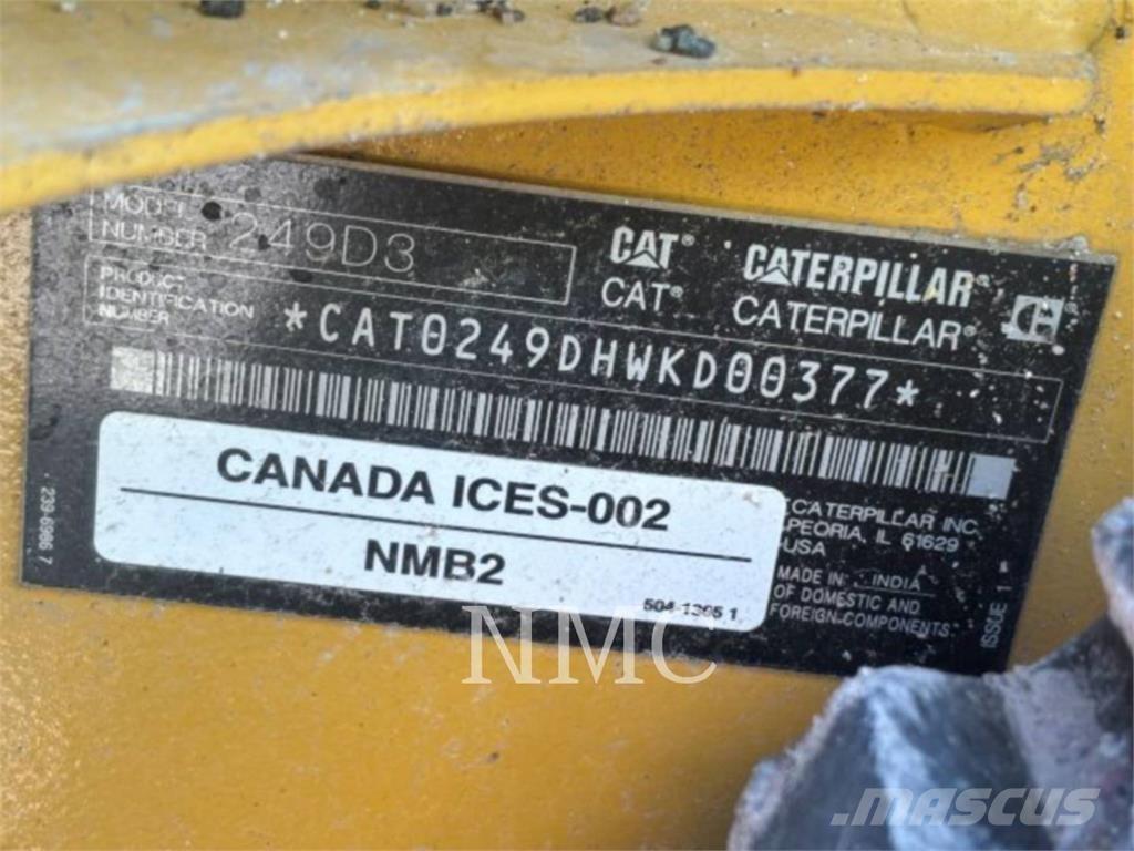 CAT 249D3 لوادر زحافة