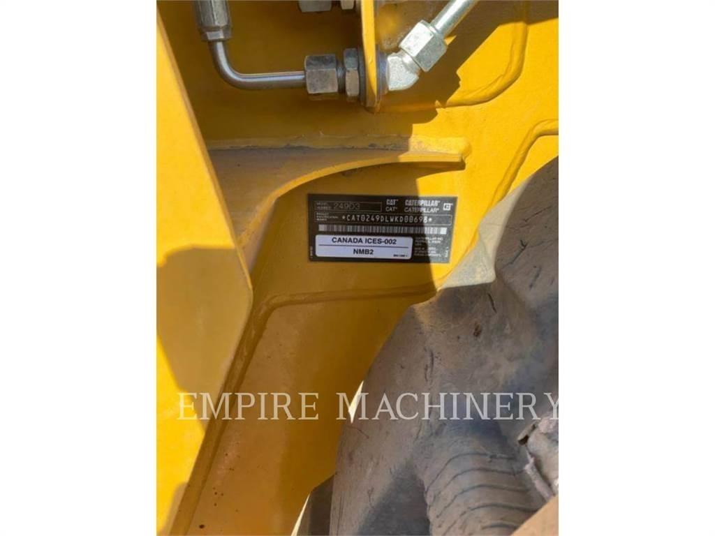 CAT 249D3 CA لوادر انزلاقية التوجيه