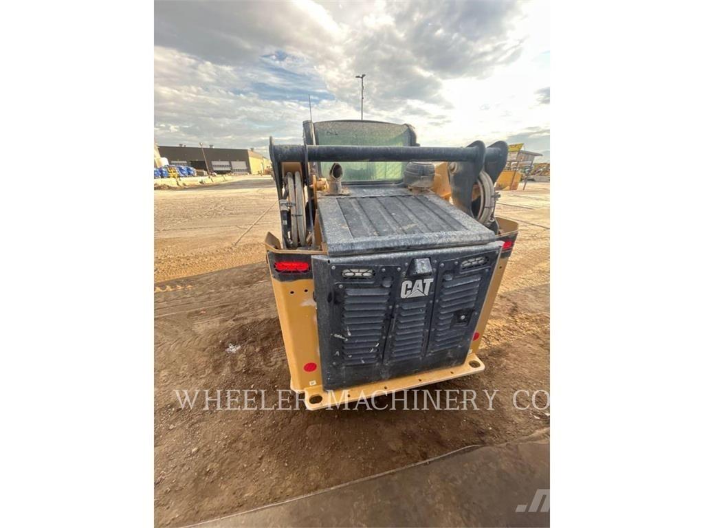 CAT 250 C3H2 لوادر انزلاقية التوجيه