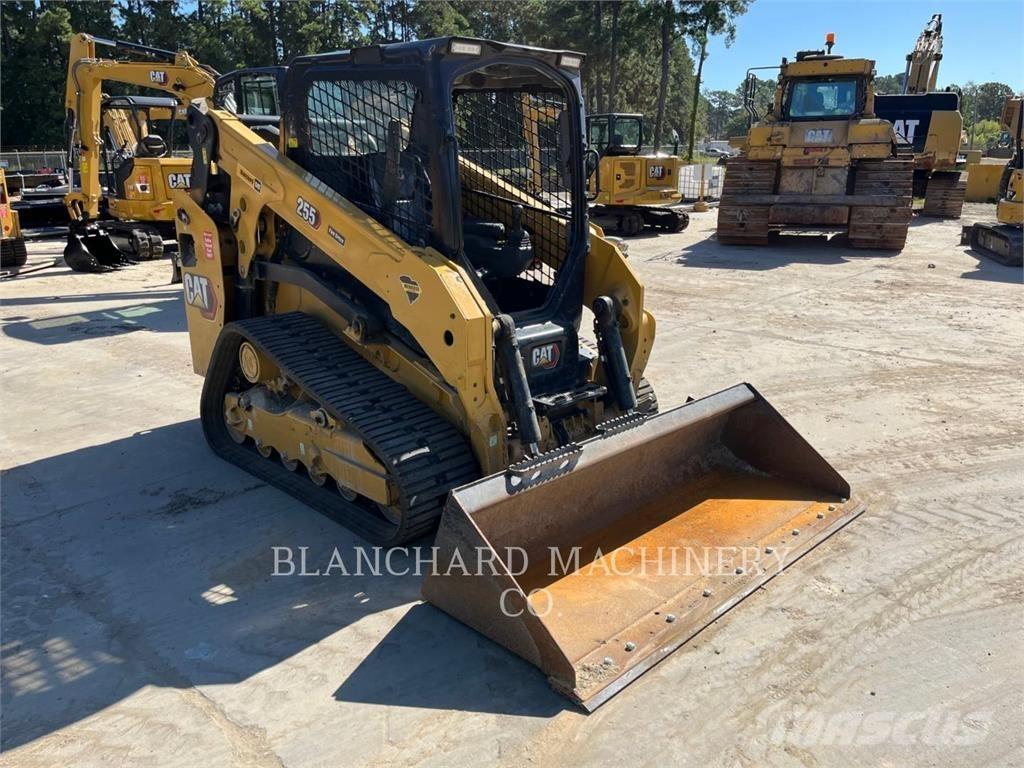 CAT 255 لوادر زحافة