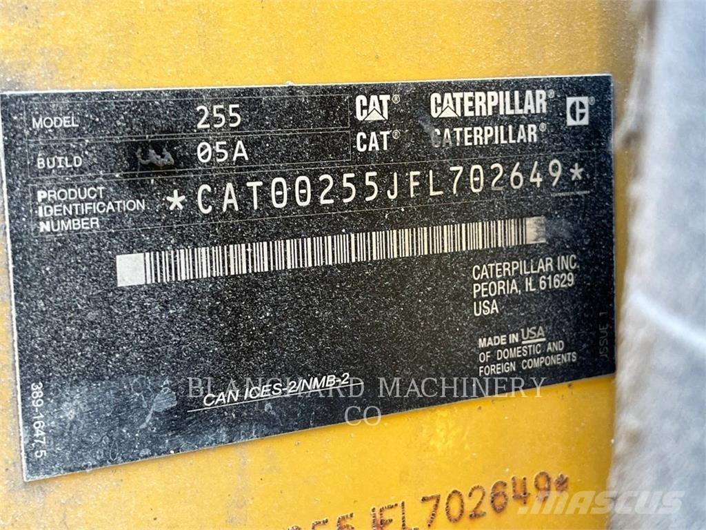 CAT 255 لوادر زحافة
