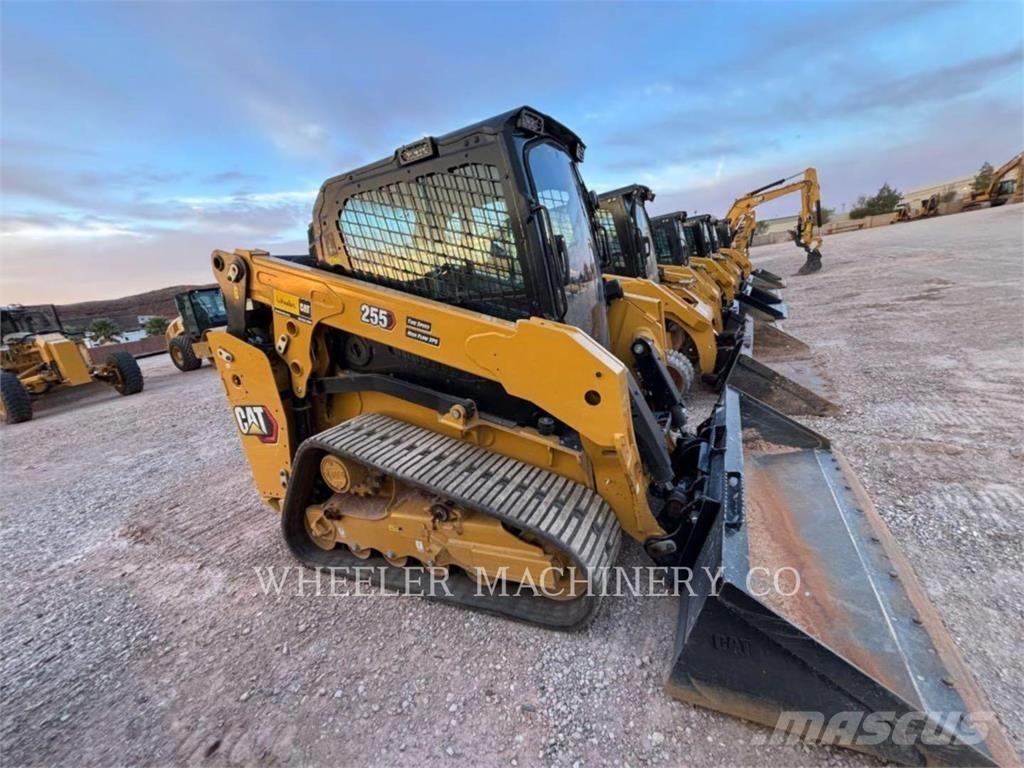 CAT 255 C3HF لوادر زحافة