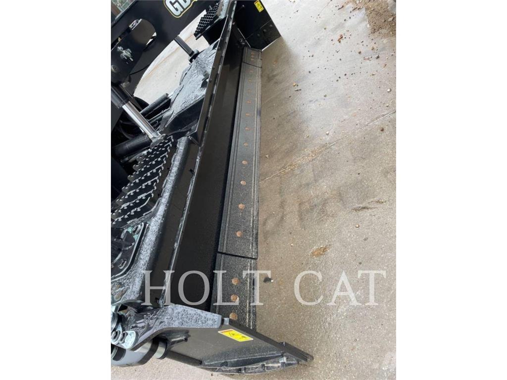CAT 255 DEMO لوادر انزلاقية التوجيه