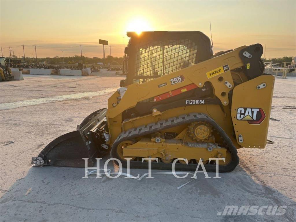 CAT 255 DEMO لوادر انزلاقية التوجيه