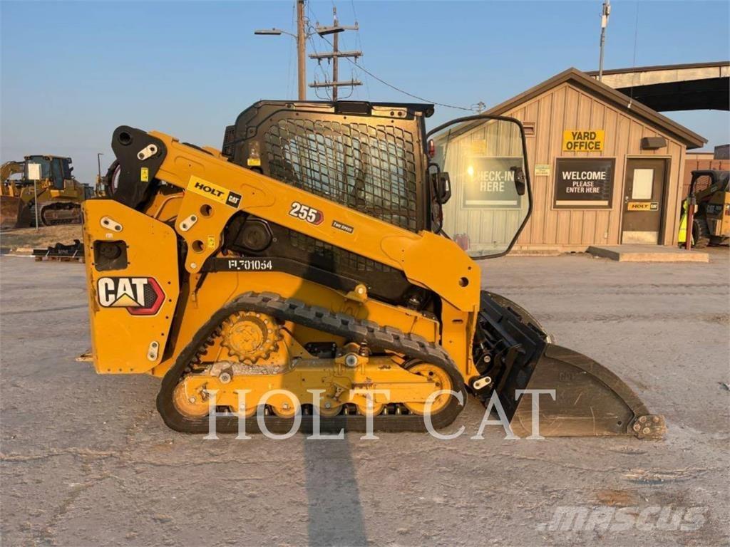 CAT 255 DEMO لوادر انزلاقية التوجيه