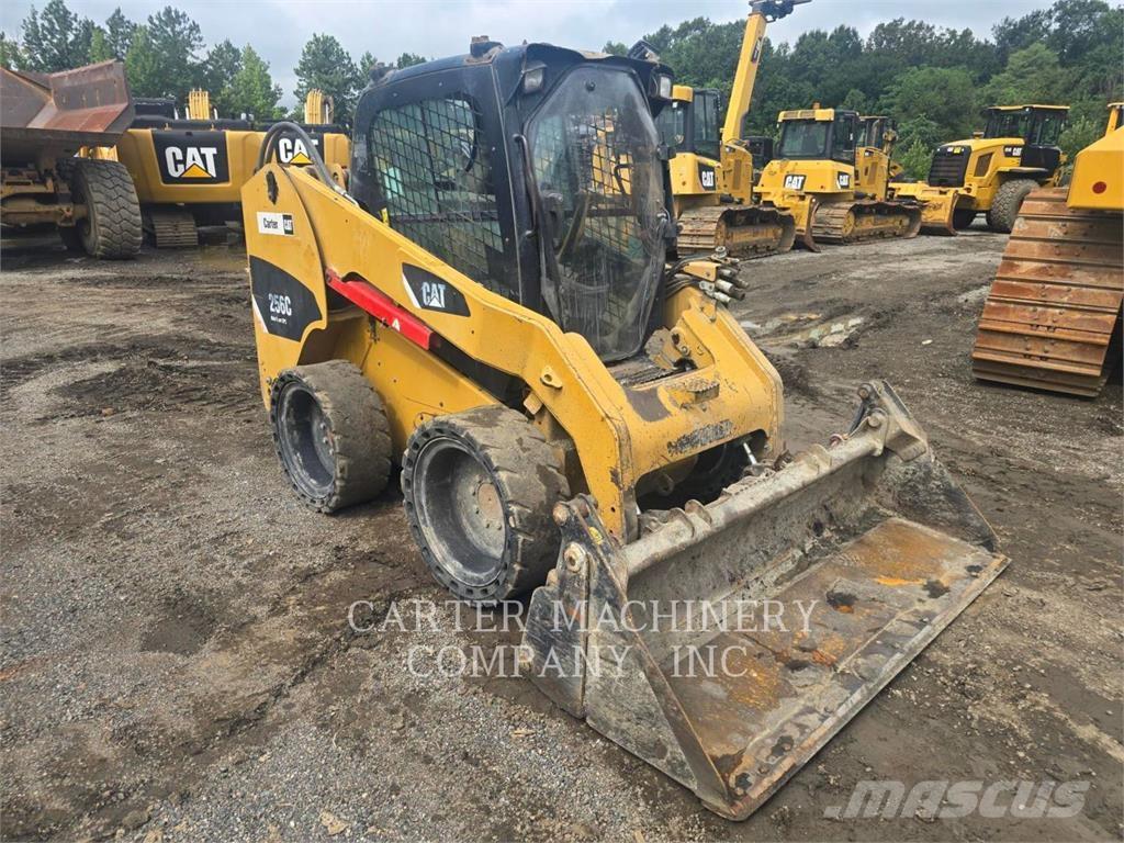 CAT 256C لوادر انزلاقية التوجيه