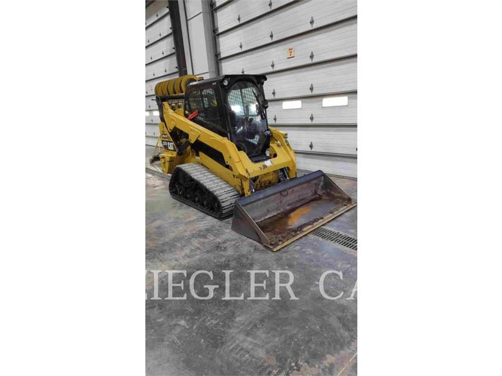 CAT 257D لوادر زحافة