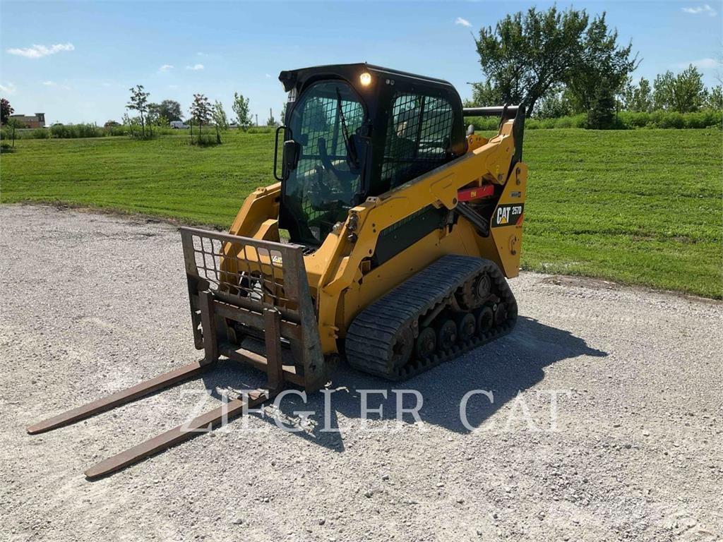 CAT 257D لوادر زحافة