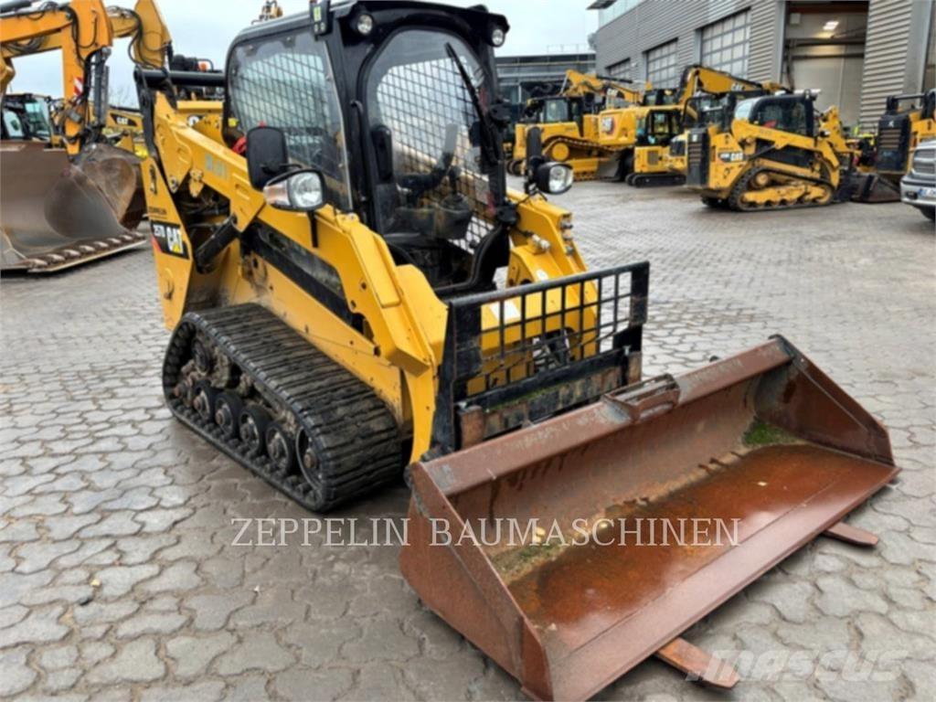 CAT 257D لوادر انزلاقية التوجيه