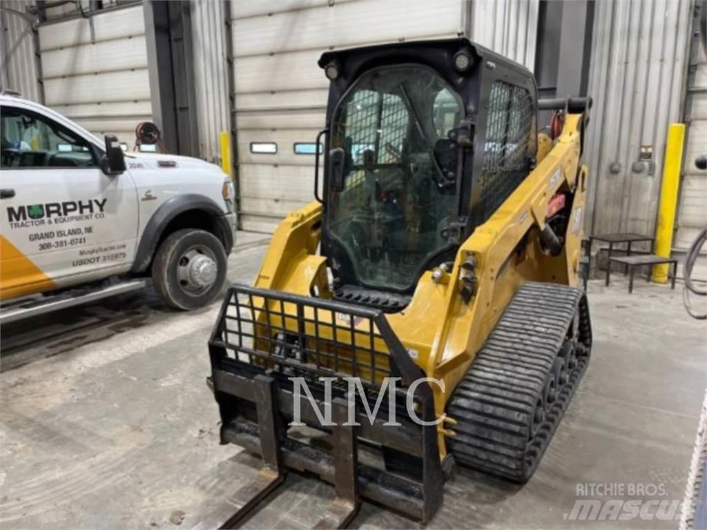 CAT 257D3 لوادر زحافة