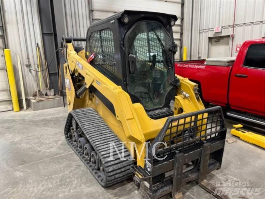 CAT 257D3 لوادر زحافة