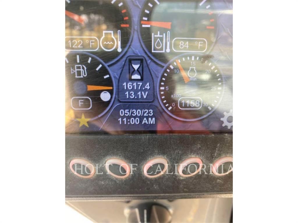 CAT 259 HF لوادر انزلاقية التوجيه