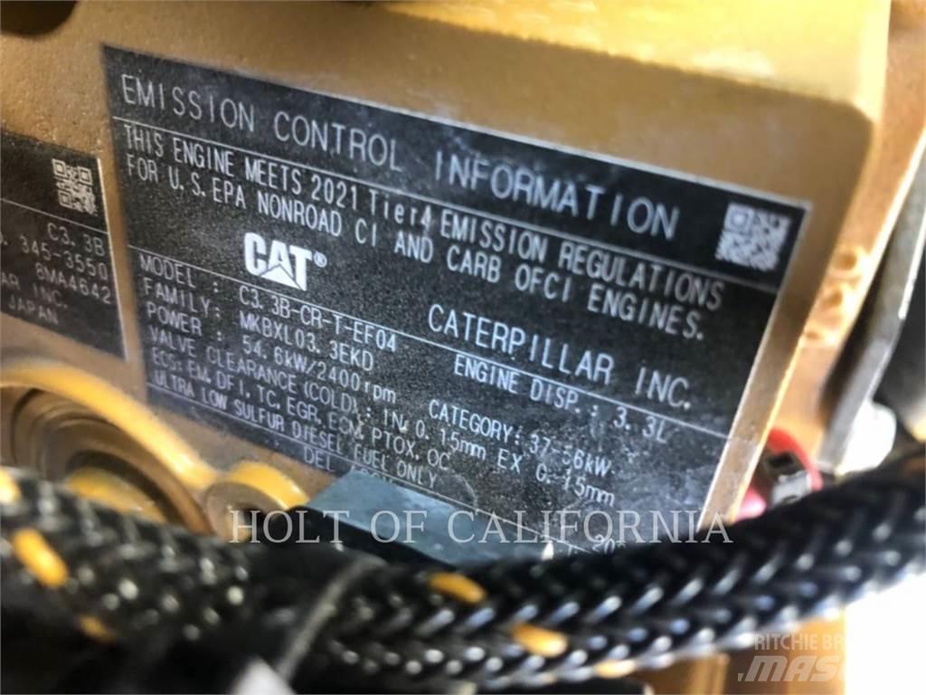 CAT 259 HF لوادر انزلاقية التوجيه