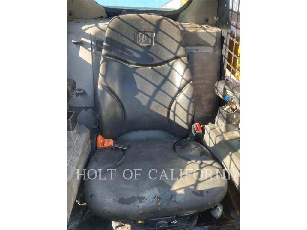 CAT 259 HF لوادر انزلاقية التوجيه