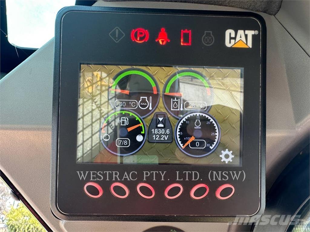 CAT 259D لوادر زحافة