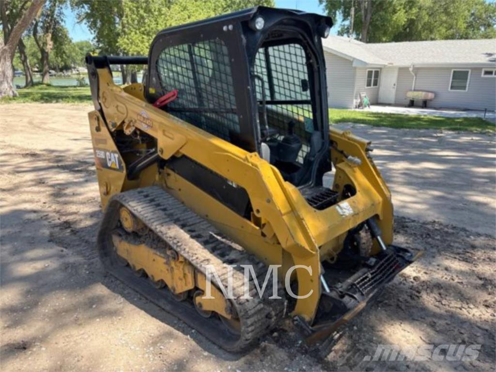 CAT 259D لوادر انزلاقية التوجيه