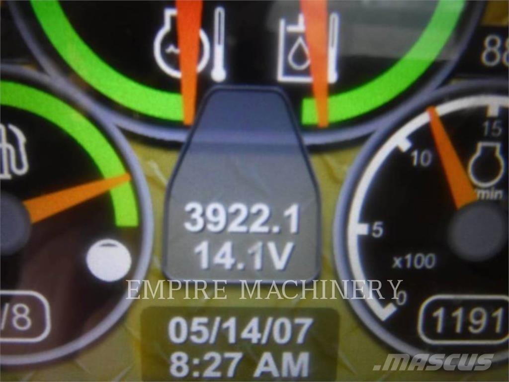 CAT 259D لوادر انزلاقية التوجيه