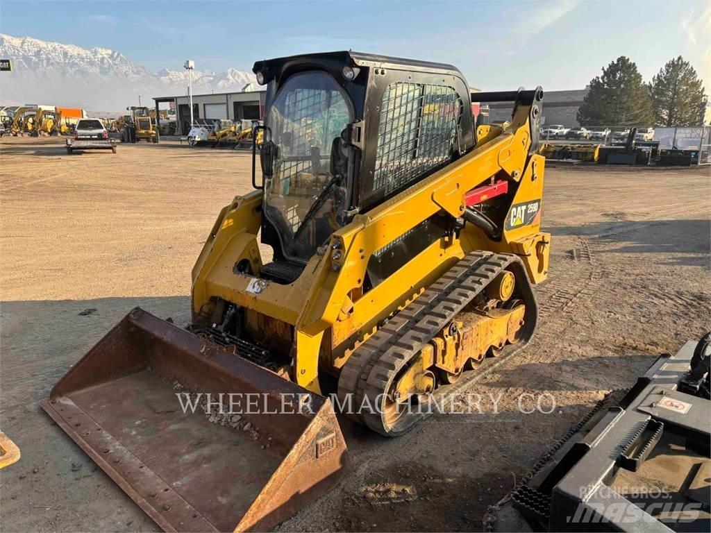 CAT 259D C3-H2 لوادر زحافة