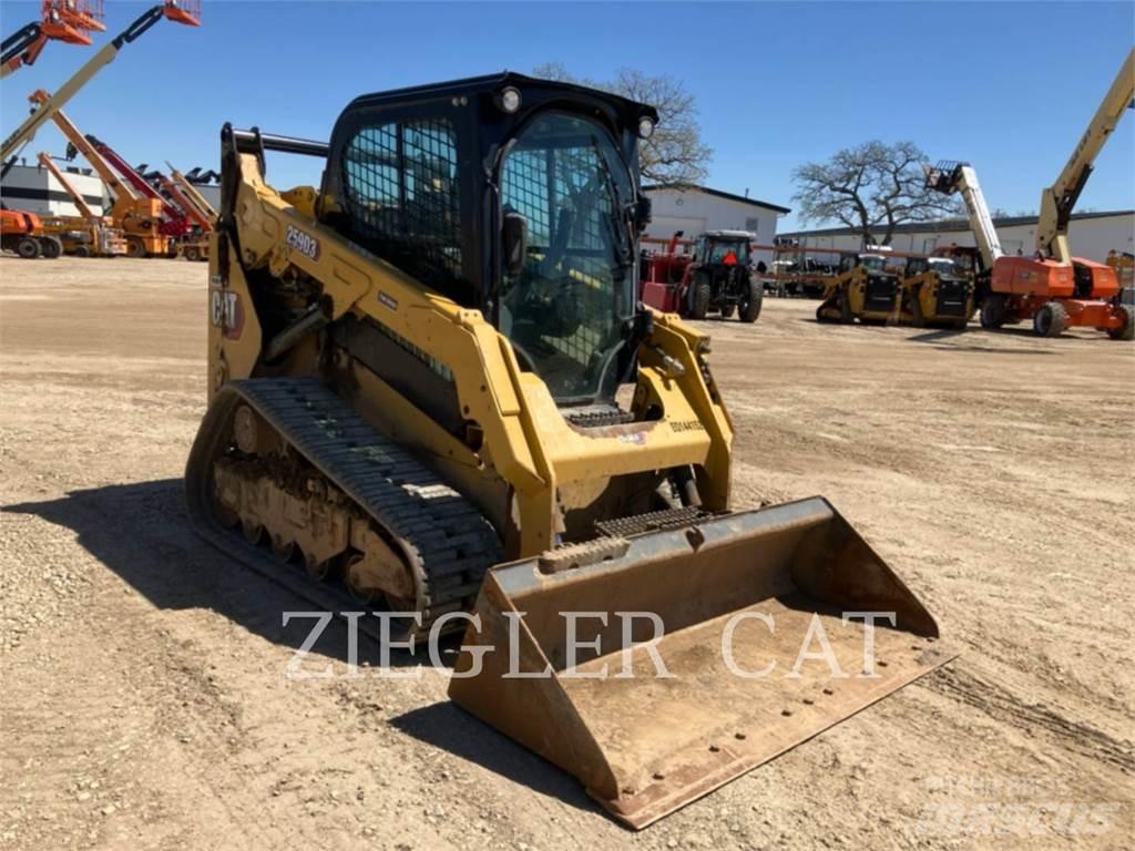CAT 259D3 لوادر زحافة