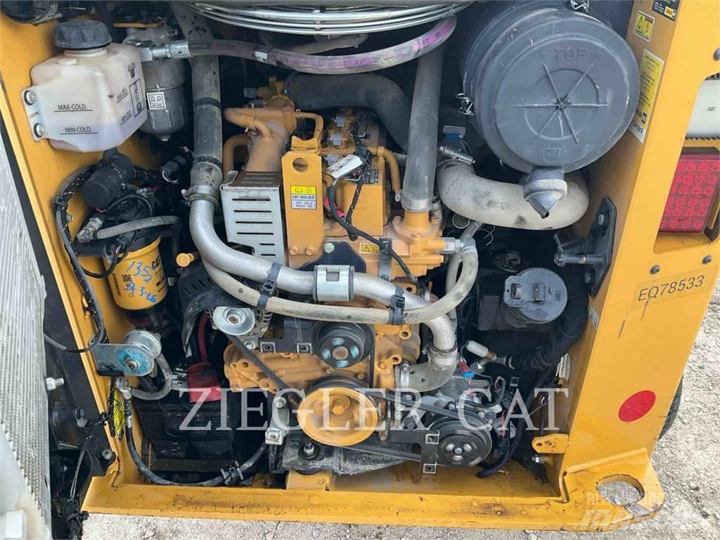 CAT 259D3 لوادر زحافة