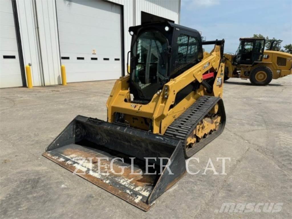 CAT 259D3 لوادر زحافة