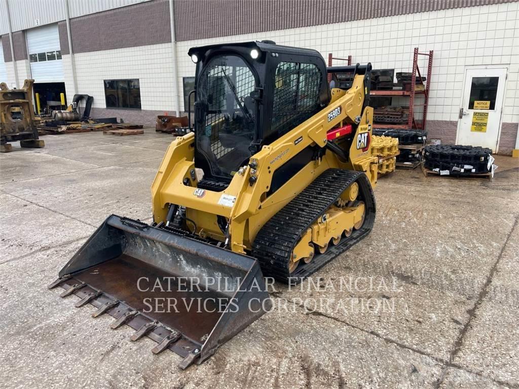 CAT 259D3 لوادر زحافة