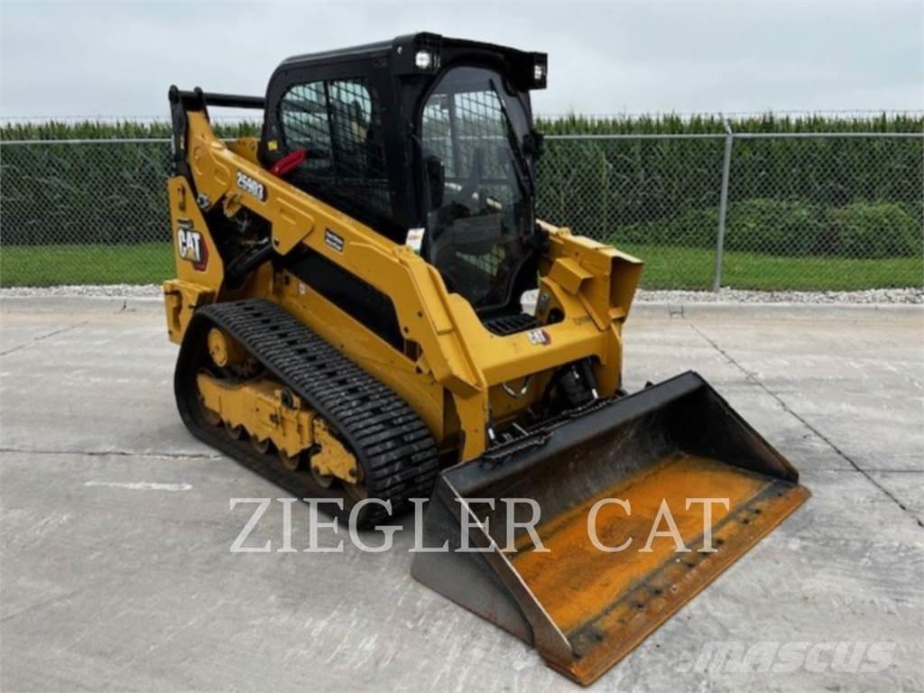 CAT 259D3 لوادر زحافة