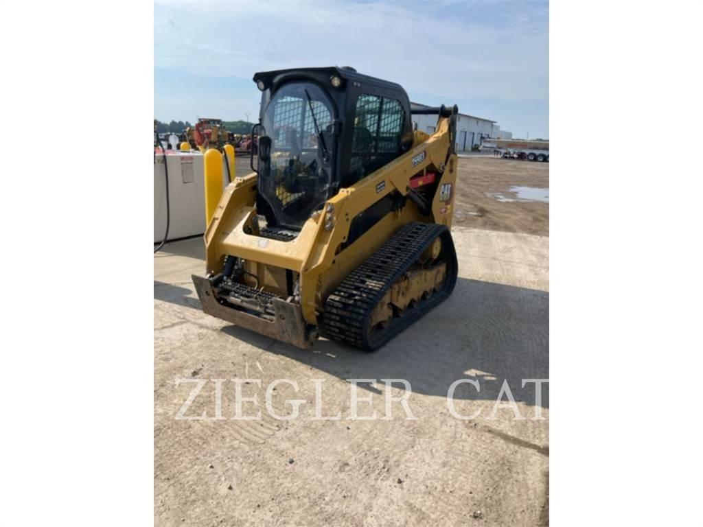 CAT 259D3 لوادر زحافة