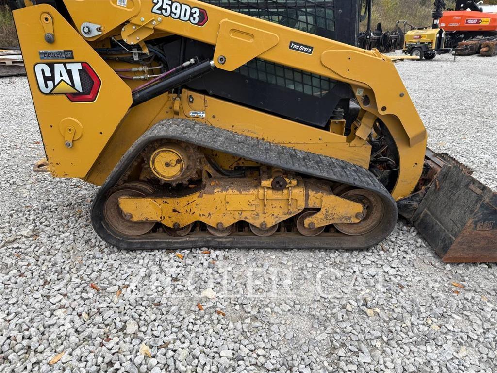 CAT 259D3 لوادر زحافة