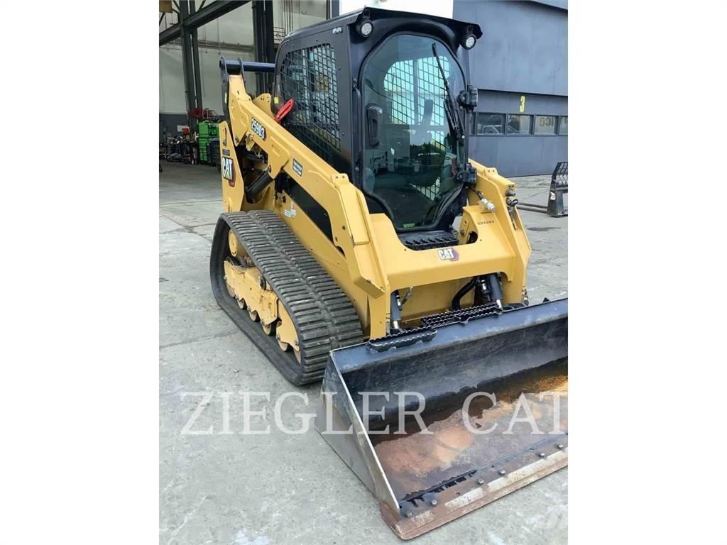 CAT 259D3 لوادر زحافة