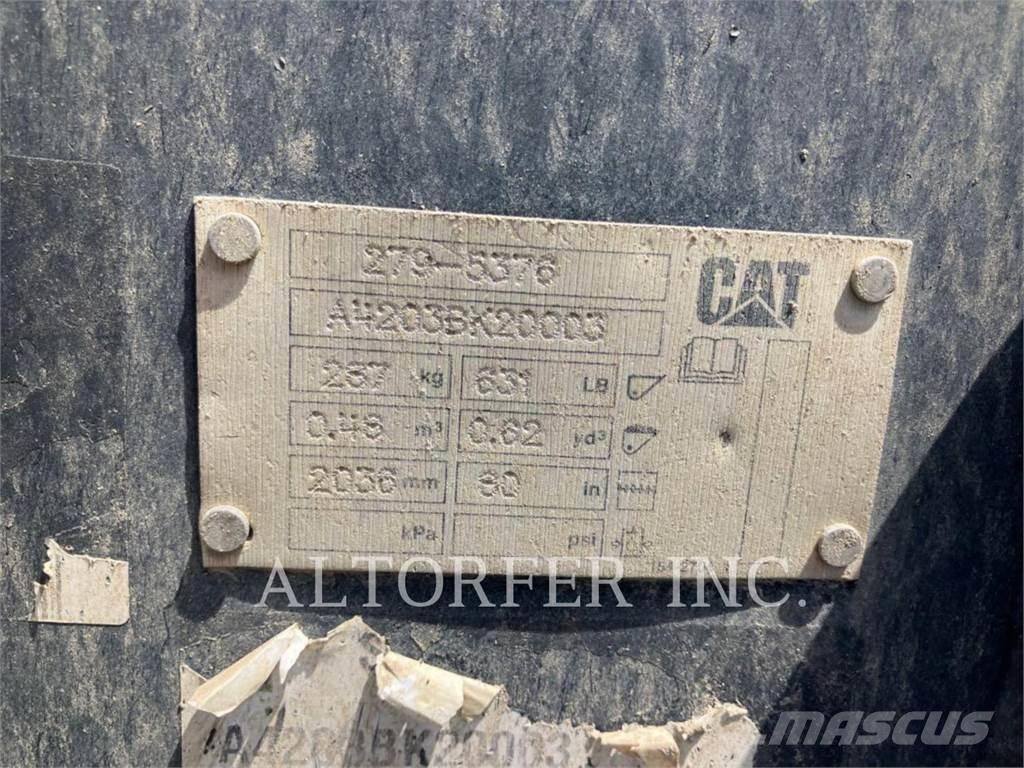 CAT 259D3 لوادر انزلاقية التوجيه