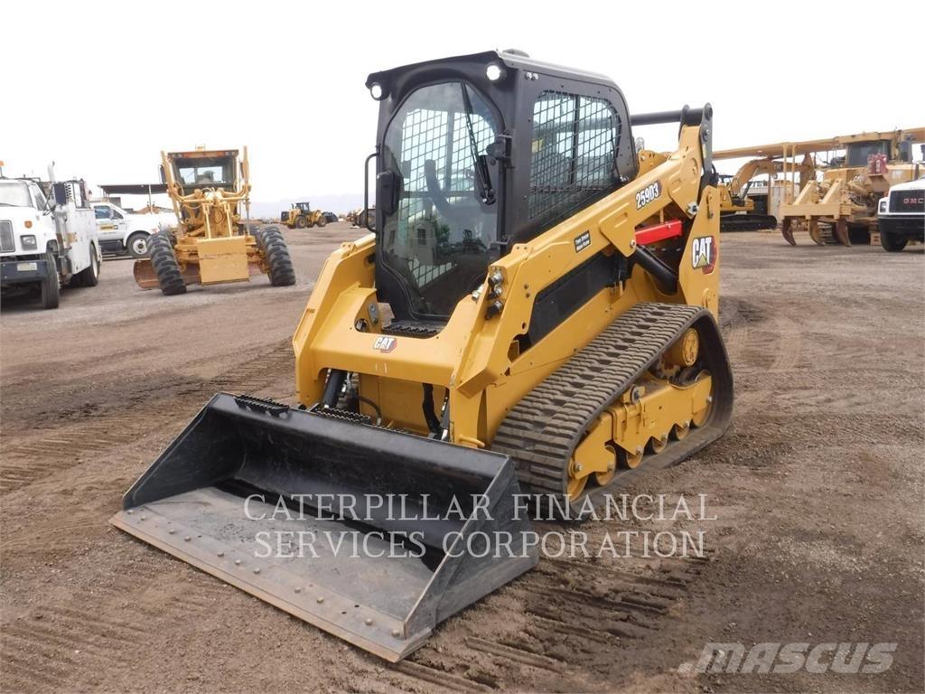 CAT 259D3 لوادر زحافة