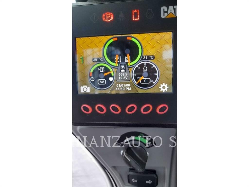 CAT 259D3 لوادر انزلاقية التوجيه