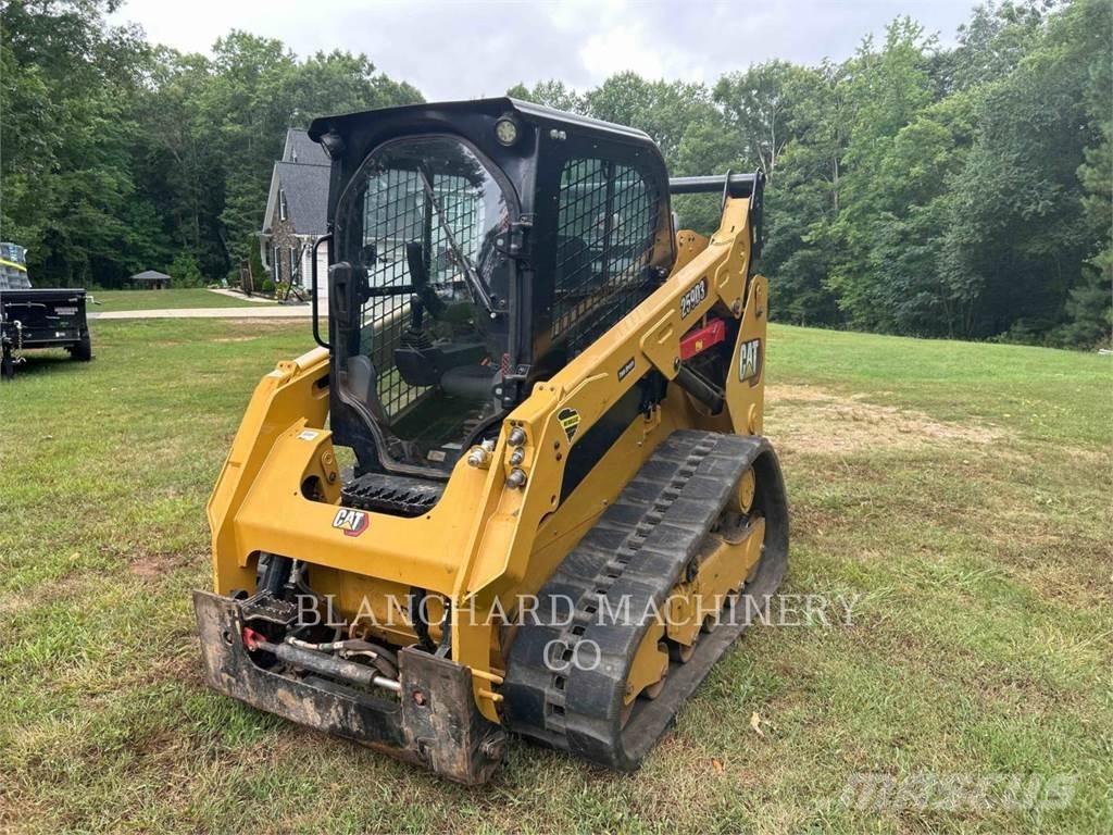 CAT 259D3 لوادر زحافة