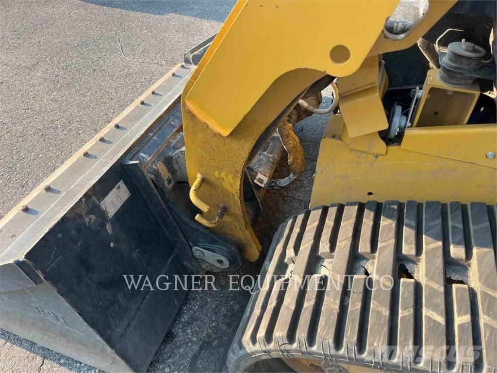 CAT 259D3 لوادر زحافة