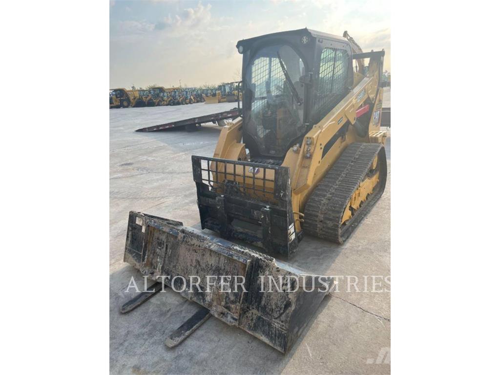 CAT 259D3 لوادر انزلاقية التوجيه